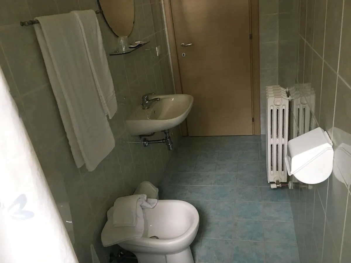 Blue Hotel Suzzara
