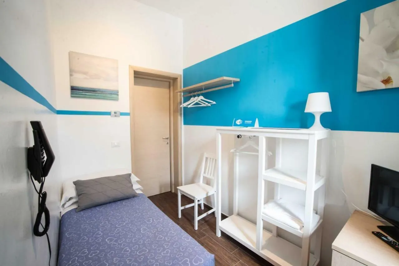 Blue Hotel Suzzara